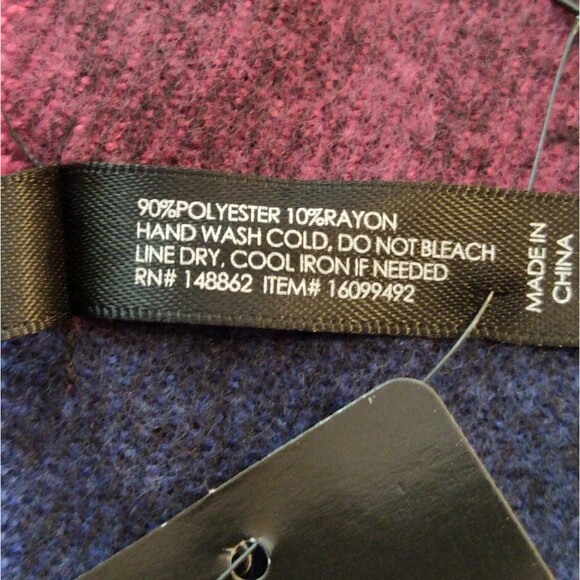 NWT Torrid Plaid Blanket Scarf - Picture 9 of 9